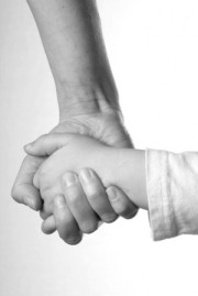 http://asdhelp.files.wordpress.com/2010/08/mom-child-holding-hands.jpg